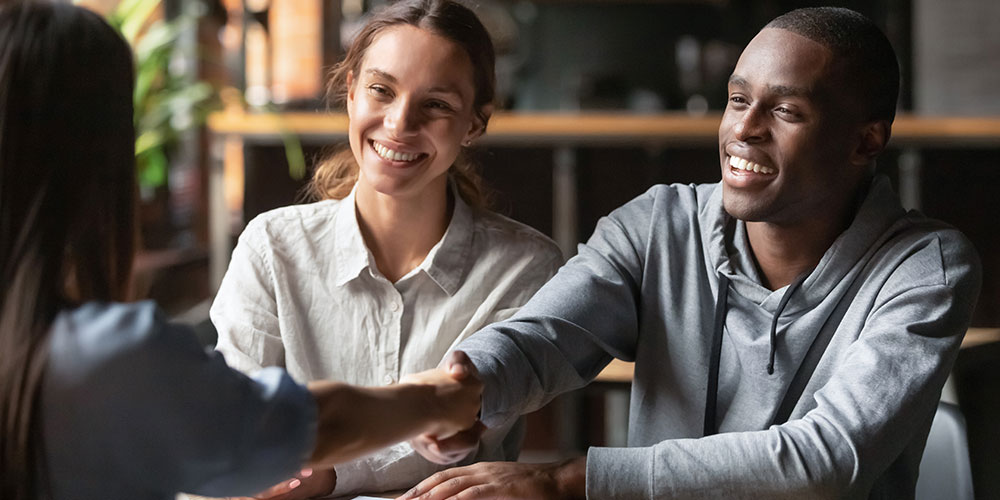 5 Dangers of Starting a Business with Family Members